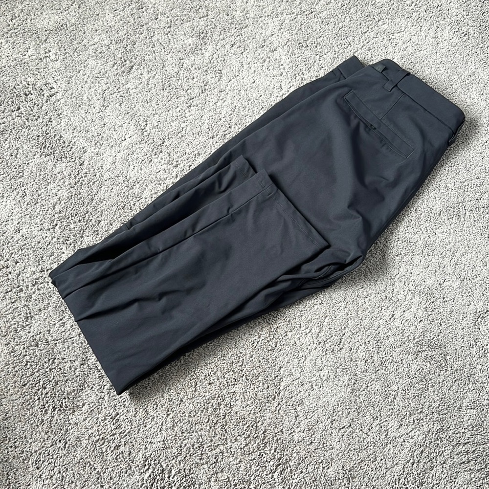 Lululemon commission pant obsidian 32x34
